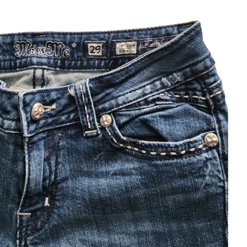 Miss Me Bermuda Shorts Size 29 - Picture 4 of 6